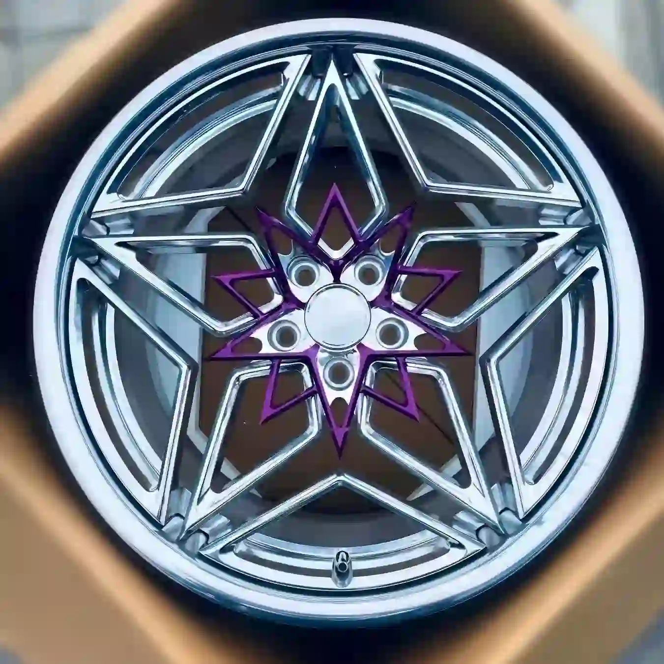 Packing diagram of Vertex 2-piece forged deep concave wheel 17 to 24 inches for luxury vehicles
