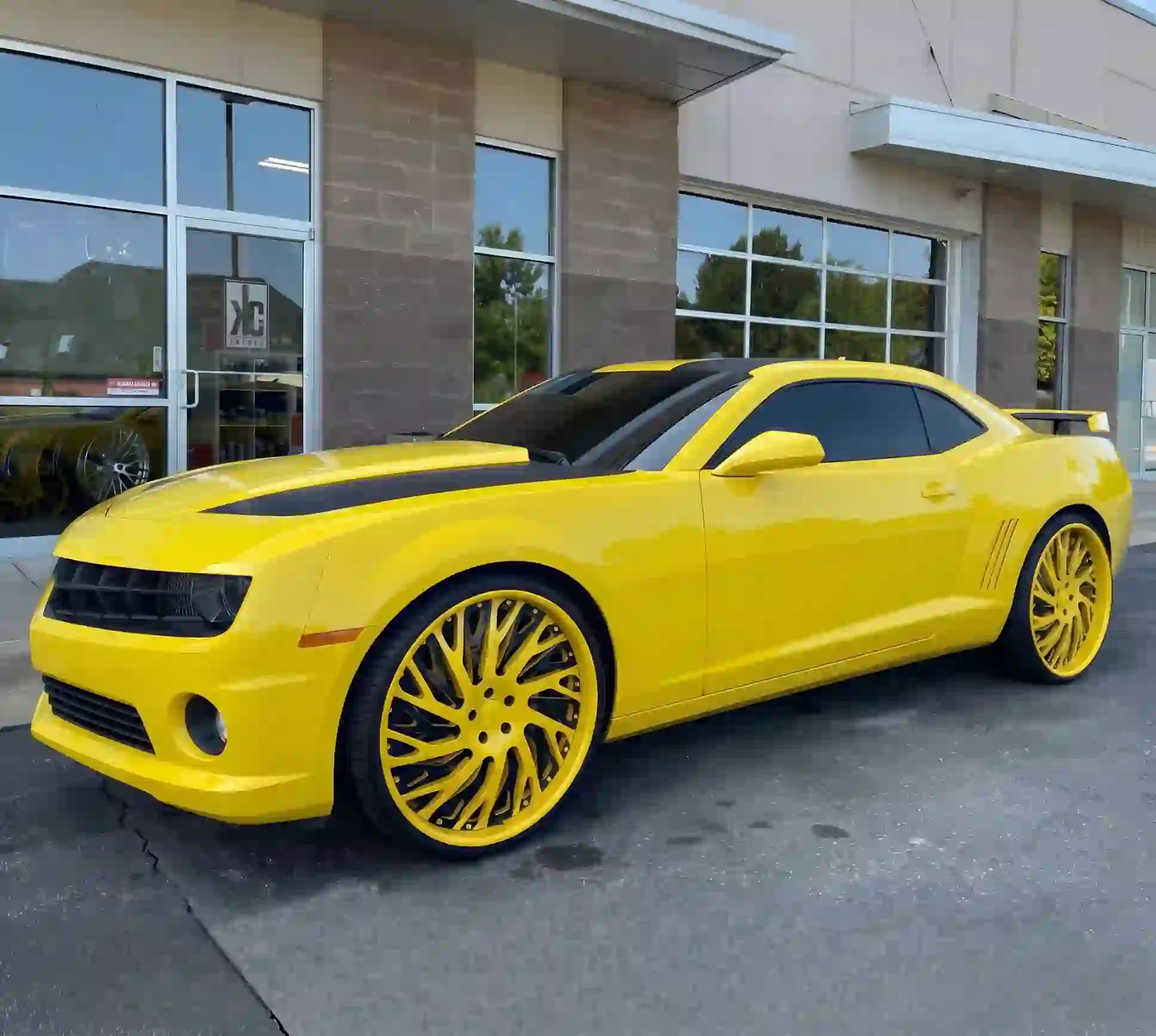 Scene diagram of forged 2-piece alloy yellow wheel for Caprice Impala C1500 Cutlass.