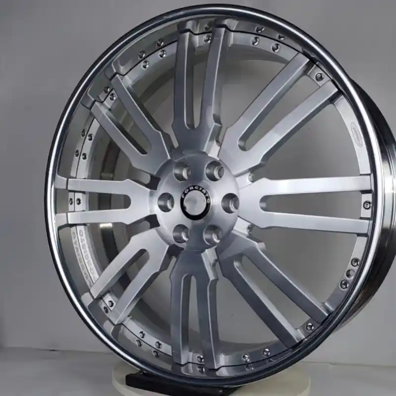 Right view of two-piece forged wheel rims 19-20 inch for Mercedes-Benz CLS AMG