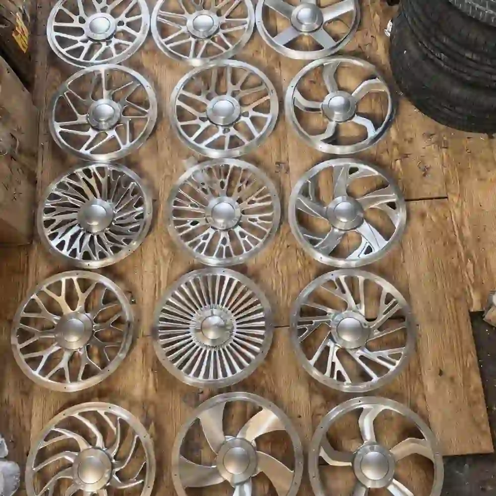 Different styles of wheel hub cap real shot