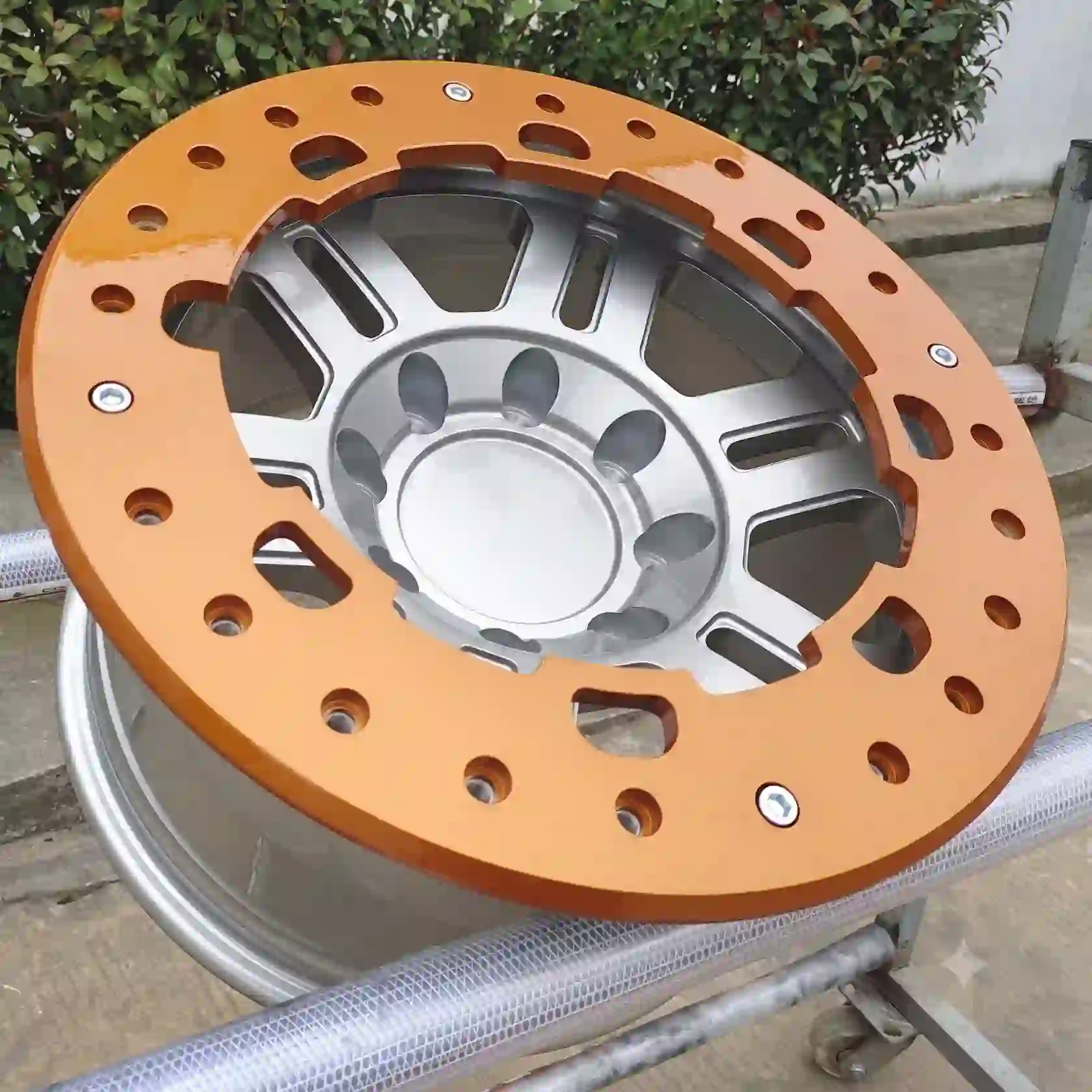 Style 1: Top view of beadlock forged alloy wheels 6X139.7 5X127 5X114.3 4x4 trucks SUVs gold rims for Nissan Patrol Lexus GX460 GX550 Toyota Tacoma Ford F-150