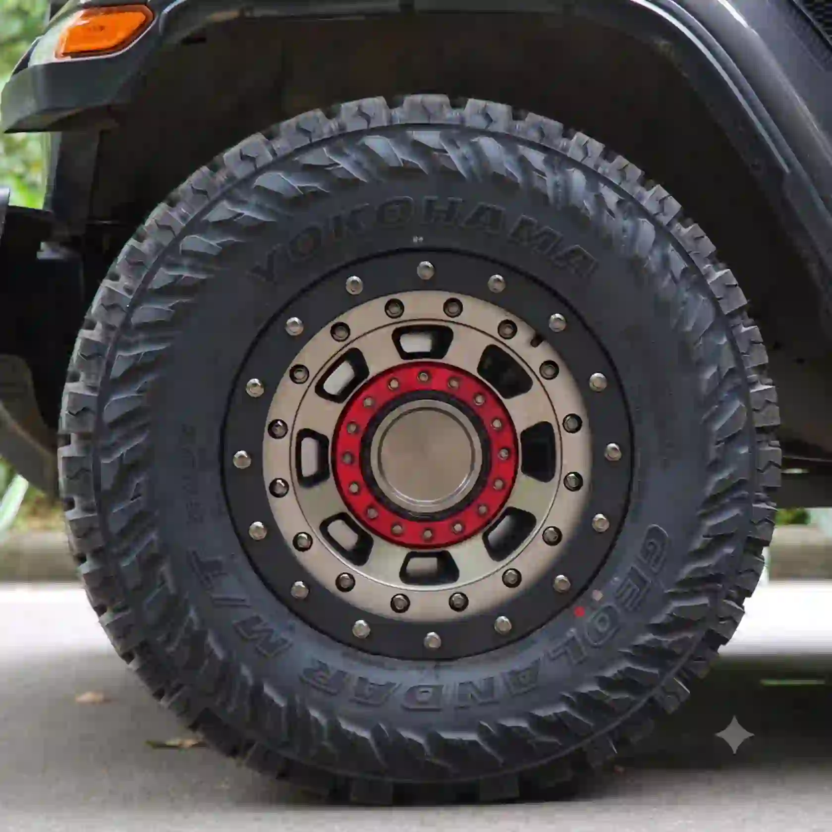 Style 3:Scene diagram of beadlock forged alloy wheels 6X139.7 5X127 5X114.3 4x4 trucks SUVs bronze rims for Nissan Patrol Lexus GX460 GX550 Toyota Tacoma Ford F-150