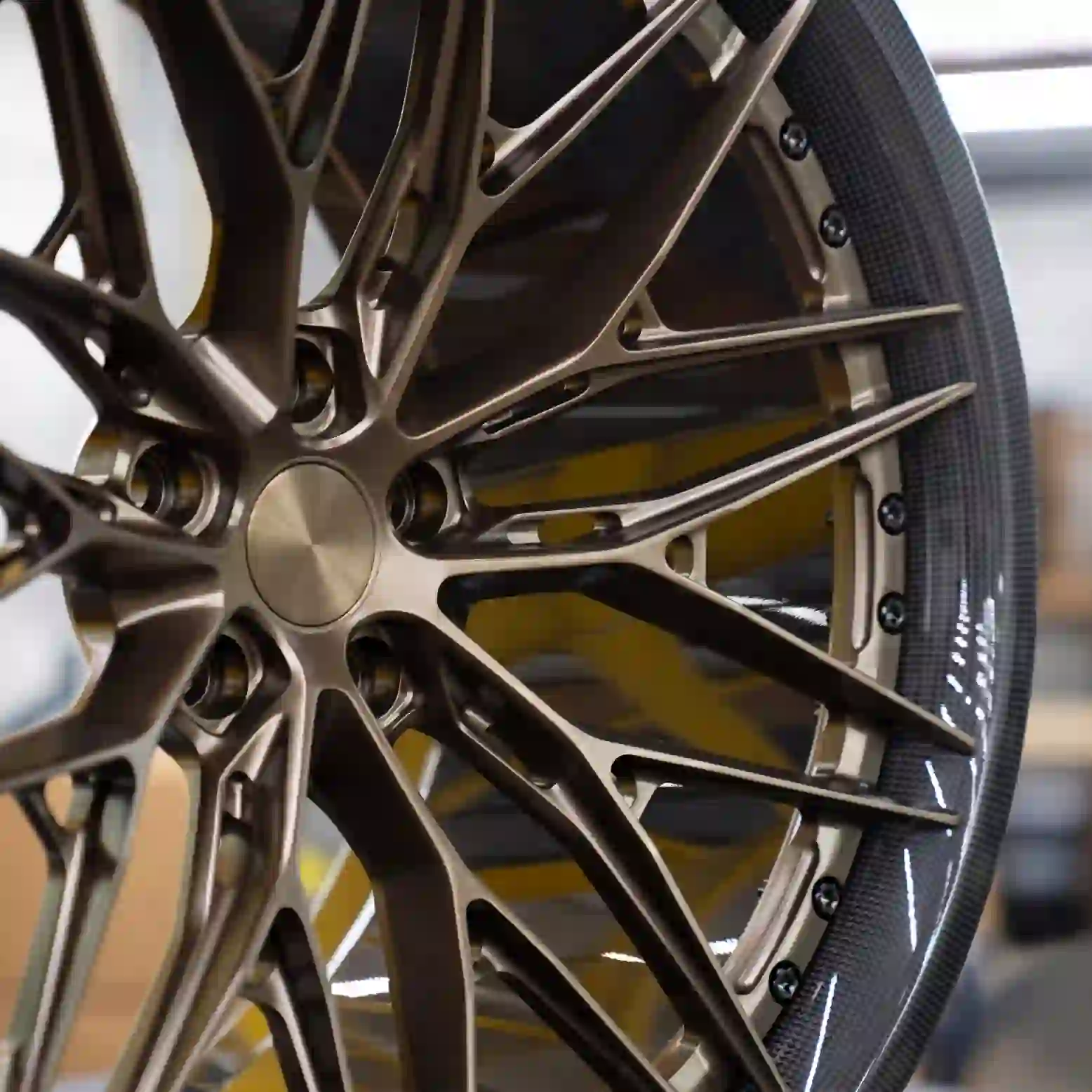 Detailed partial view of 18 19 20 21 22 24 inch forged carbon fiber brown wheels for McLaren 570S, Ferrari 812 GTS Audi R8 Porsche 911