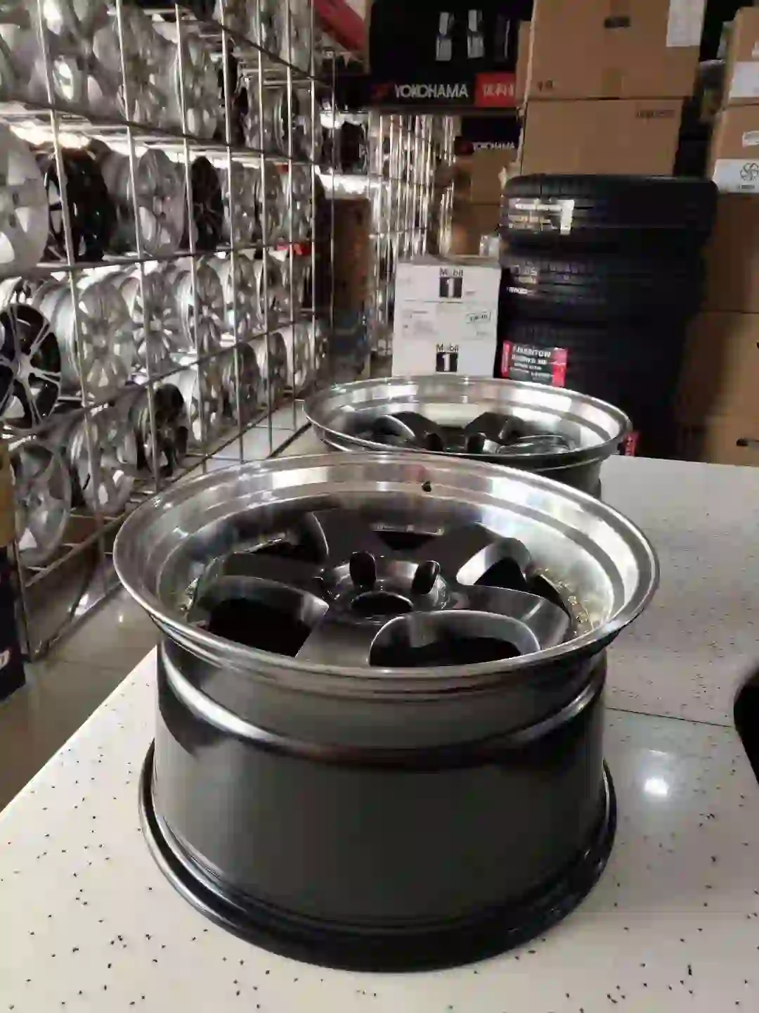 Real photo Top view of aftermarket 2026 latest design rims 18 19 inch 5holes cast alloy silver wheels