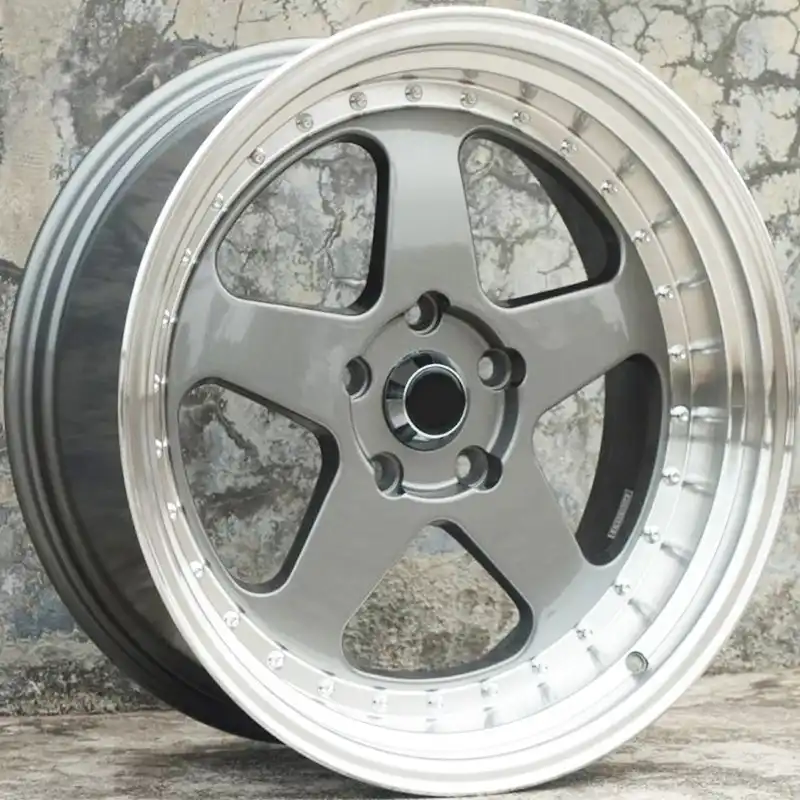 Real photo Front view of aftermarket 2026 latest design rims 18 19 inch 5holes cast alloy silver wheels