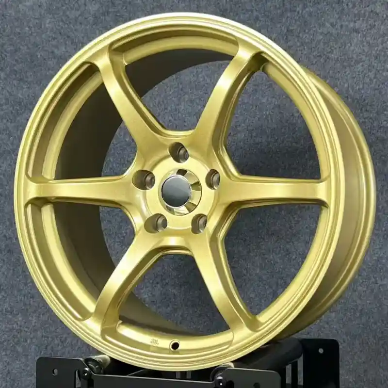Right view of 18 inch cast aluminum gold wheels 6 holes 5x114.3 widths 8.5/9.5 fit Jetta,Audi A6,Tesla Model 3,Mazda RX8 and Toyota Camry