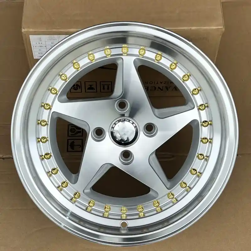 Real photo:Front view of cast alloy 15-20 inch rims silver with gold trim wheels 4X100mm for Miata Suzuki Jegs Spiders