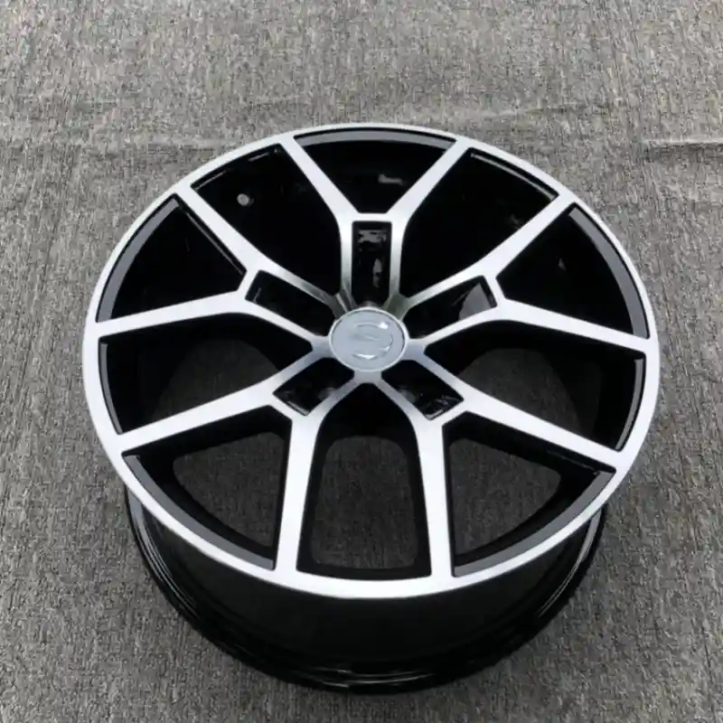 Top view of cast aluminum alloy 17-20 inch silver wheels 5x108 pcd for Volvo,Ford,Lynk & Co,Land Rover and GAC