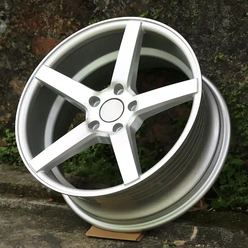 Real photo right view of 2026 new design 5 holes 15 to 18 inch cast aluminum alloy Wheels silver concave rims