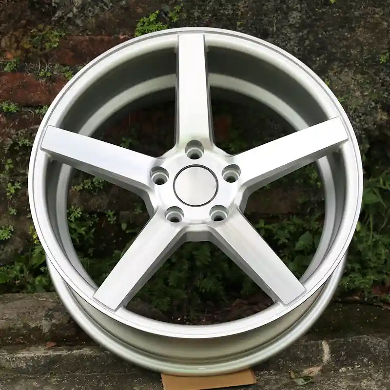 Real photo front view of 2026 new design 5 holes 15 to 18 inch cast aluminum alloy Wheels silver concave rims