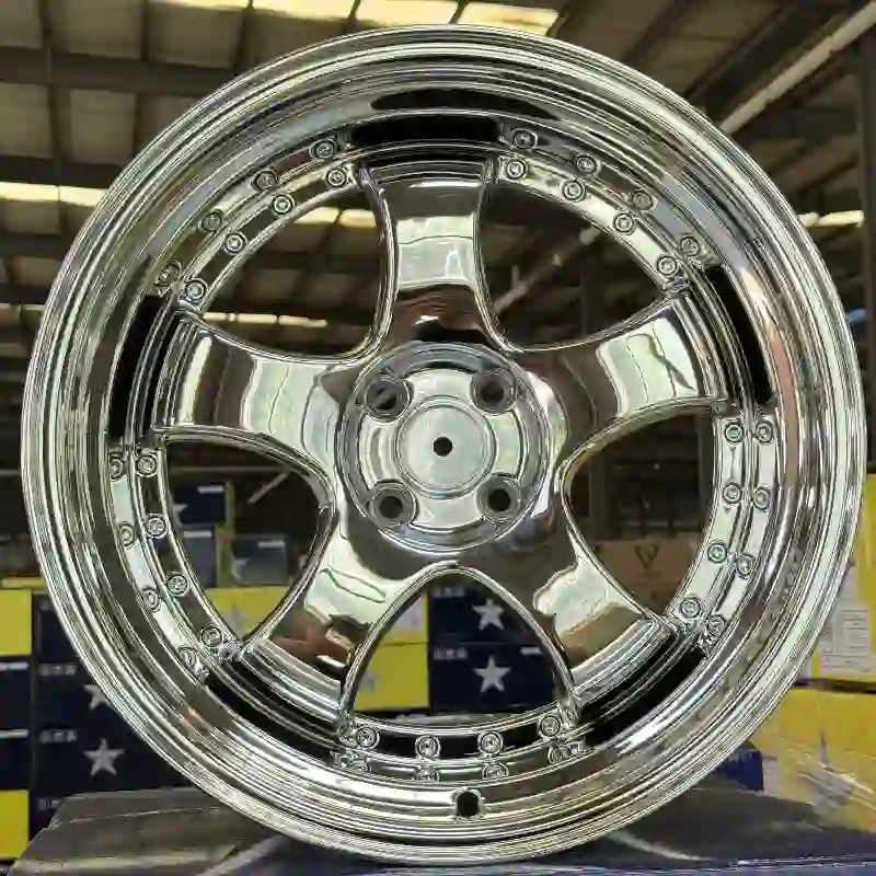 Real shot front view of deep dish 5-spoke 18 inch cast aluminum wheels for Toyota Prius 2018
